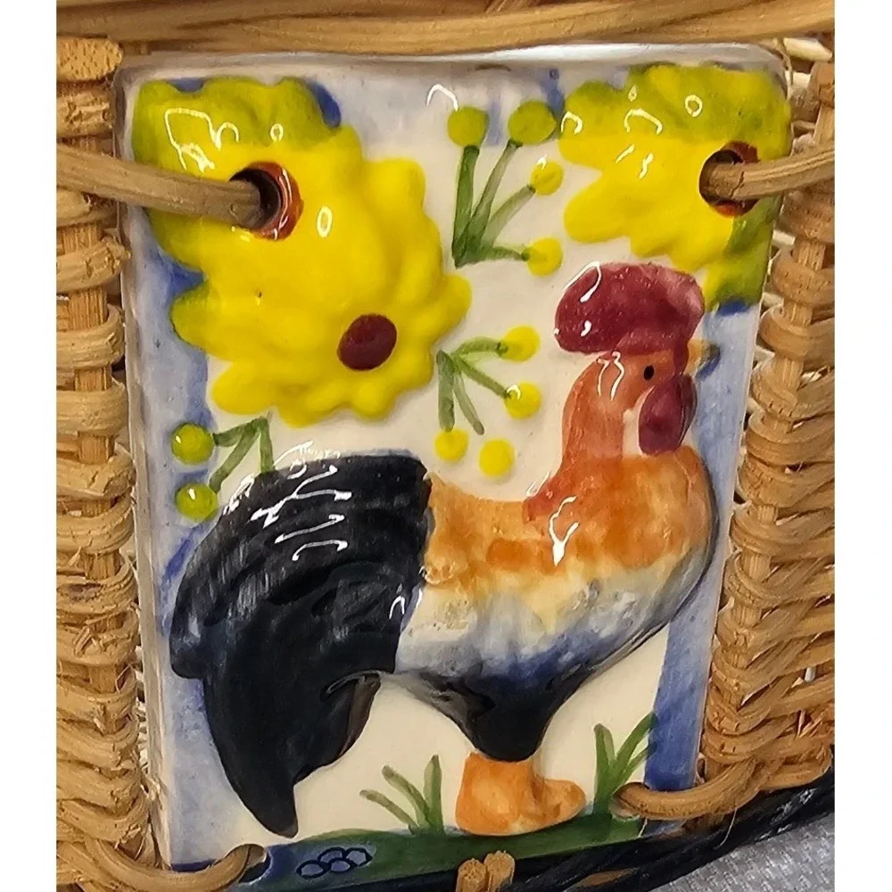 VTG Wicker Rooster Basket Sunflower Ceramic Tile Farmhouse Decor Round 10in